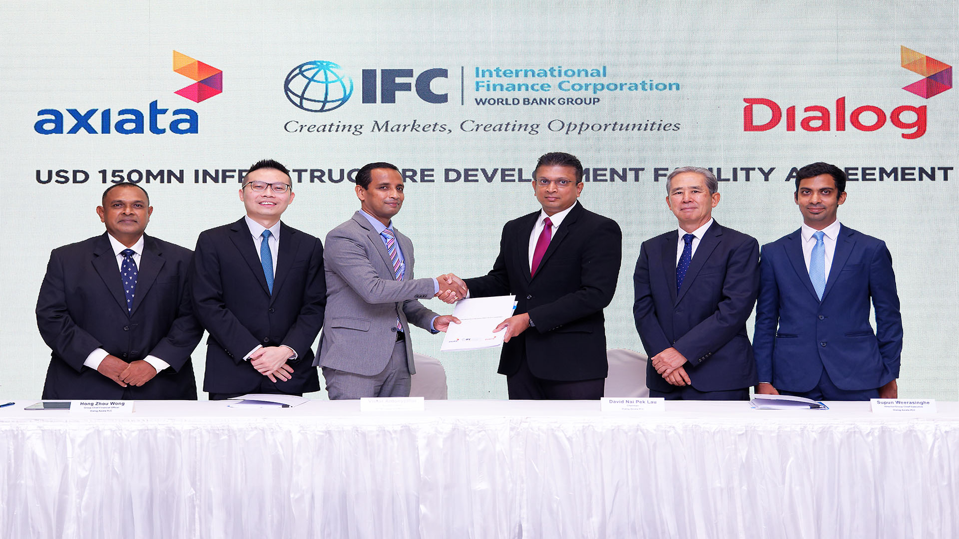 IFC-Dialog Signing (Web).jpg